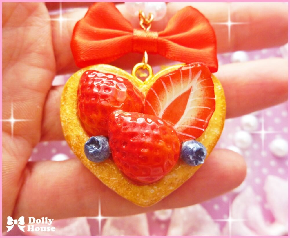 Kawaii Heart Danish Pastry Necklace by Dolly House