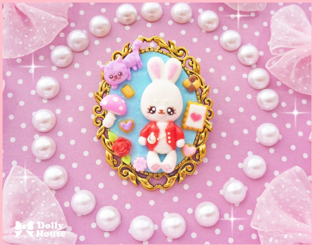Kawaii Alice in Wonderland Brooch by Dolly House 3