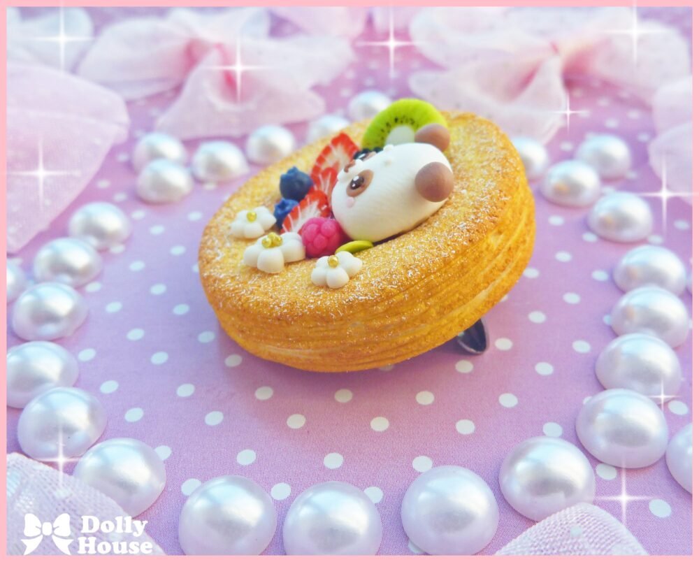 Kawaii Berry Pastry Brooch by Dolly House