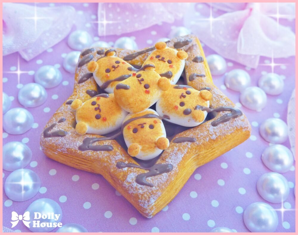 Kawaii Baked Marshmallow Bears Pastry Brooch by Dolly House