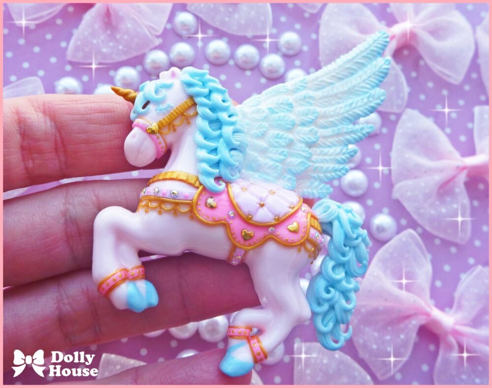 Kawaii Alicorn Brooch by Dolly House