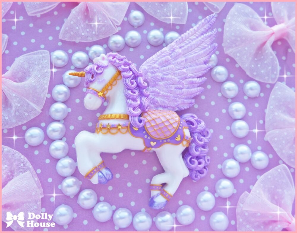 Kawaii Alicorn Brooch by Dolly House 1