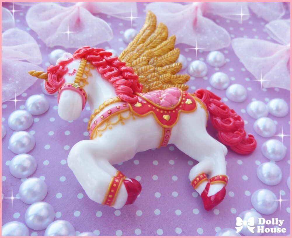 Kawaii Alicorn Brooch by Dolly House 6