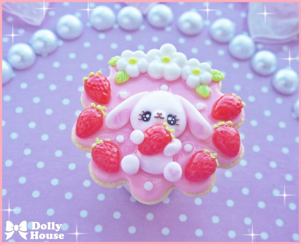 Strawberry&Bunny cookie Ring by Dolly House I