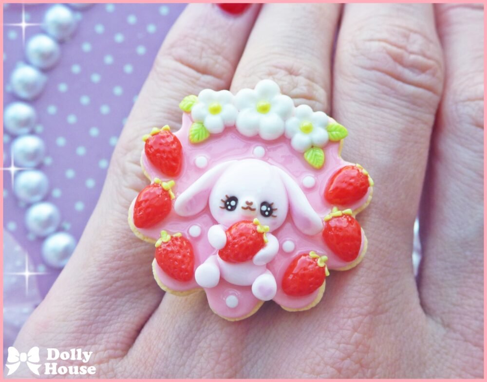 Strawberry&Bunny cookie Ring by Dolly House I