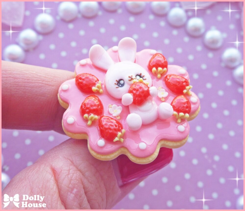 Strawberry&Bunny cookie Ring by Dolly House